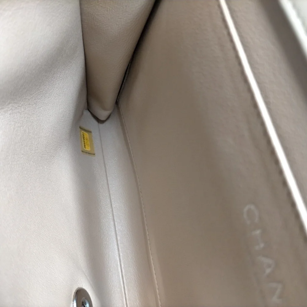Chanel Shoulder Bag Matelasse Beige Patent leather